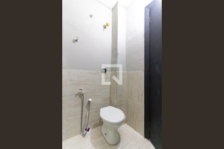 Apartamento à venda com 170m², 3 quartos e sem vaga Apartamento à venda com 170m², 3 quartos e sem vagaBanheiro Social 2