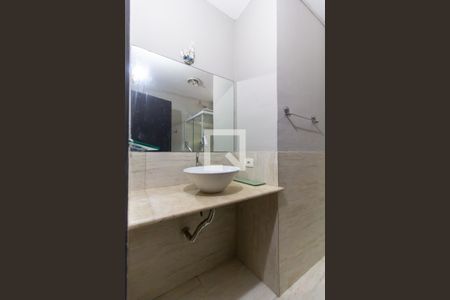 Apartamento à venda com 170m², 3 quartos e sem vaga Apartamento à venda com 170m², 3 quartos e sem vagaBanheiro Social 2