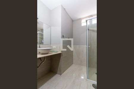 Apartamento à venda com 170m², 3 quartos e sem vaga Apartamento à venda com 170m², 3 quartos e sem vagaBanheiro Social 2