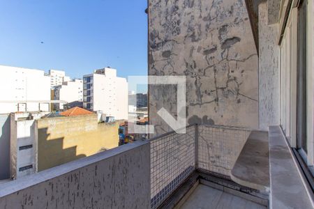 Apartamento à venda com 170m², 3 quartos e sem vaga Apartamento à venda com 170m², 3 quartos e sem vagaVaranda da Sala