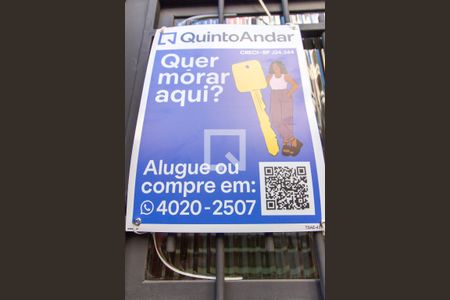 Apartamento à venda com 170m², 3 quartos e sem vaga Apartamento à venda com 170m², 3 quartos e sem vagaPlaquinha