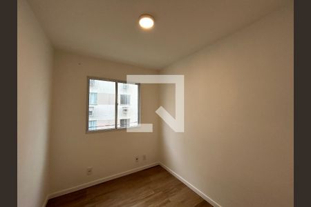 Quarto 1 de apartamento para alugar com 2 quartos, 43m² em Sampaio, Rio de Janeiro