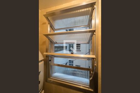 Apartamento para alugar com 95m², 2 quartos e sem vaga Apartamento para alugar com 95m², 2 quartos e sem vagaBanheiro Serviço - Vista