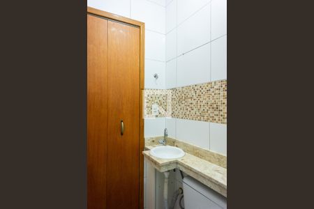 Casa de condomínio à venda com 25m², 1 quarto e sem vaga Casa de condomínio à venda com 25m², 1 quarto e sem vagaBanheiro