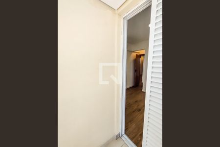 Apartamento à venda com 100m², 2 quartos e 2 vagasVaranda da Suíte 