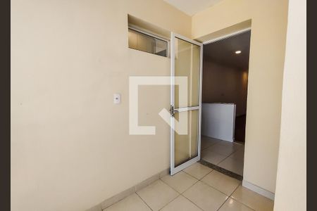 Apartamento à venda com 100m², 2 quartos e 2 vagasVaranda