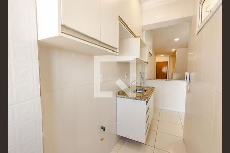 Apartamento à venda com 100m², 2 quartos e 2 vagasCozinha