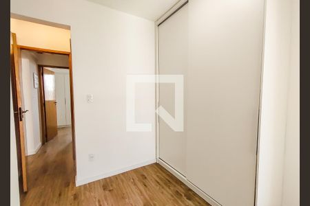 Apartamento à venda com 100m², 2 quartos e 2 vagasSuíte 