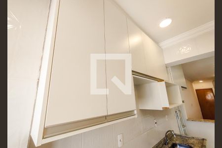 Apartamento à venda com 100m², 2 quartos e 2 vagasArmário