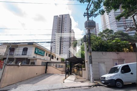 Apartamento para alugar com 75m², 2 quartos e 2 vagasFachada