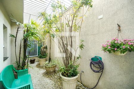 Casa à venda com 152m², 3 quartos e 2 vagasJardim de inverno