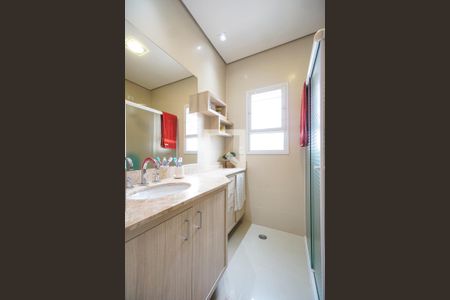 Casa à venda com 152m², 3 quartos e 2 vagasBanheiro da suíte