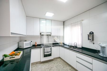 Casa à venda com 152m², 3 quartos e 2 vagasCozinha