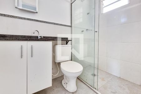 Casa de condomínio para alugar com 157m², 3 quartos e 2 vagasBanheiro