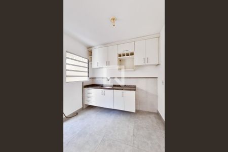 Casa de condomínio para alugar com 157m², 3 quartos e 2 vagasCozinha