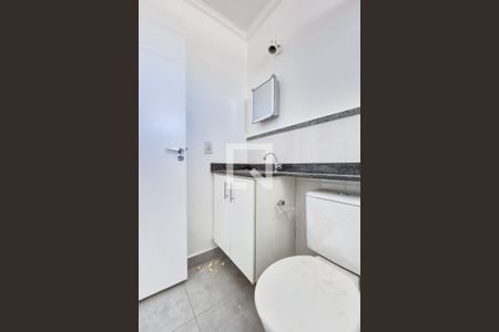 Casa de condomínio para alugar com 157m², 3 quartos e 2 vagasBanheiro