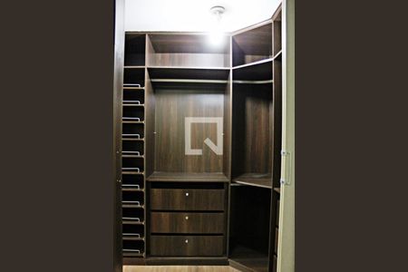 Casa à venda com 165m², 3 quartos e 2 vagasCloset da suíte 1