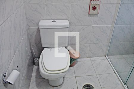 Casa à venda com 165m², 3 quartos e 2 vagasBanheiro