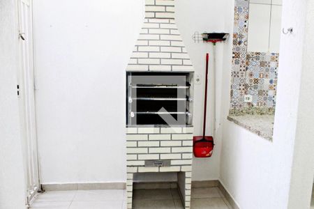 Casa à venda com 165m², 3 quartos e 2 vagasÁrea comum - Churrasqueira