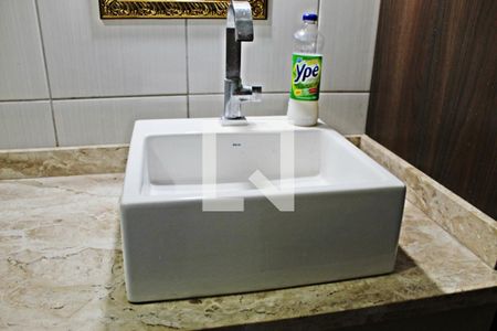 Casa à venda com 165m², 3 quartos e 2 vagasBanheiro da Suíte 1