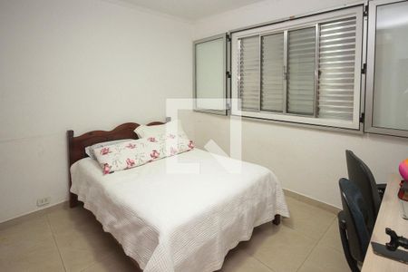 Casa à venda com 159m², 3 quartos e 2 vagasQuarto 02