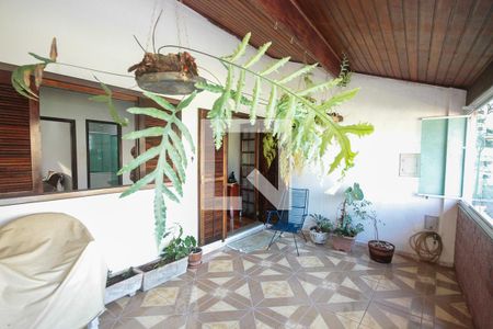 Casa à venda com 159m², 3 quartos e 2 vagasvaranda da Suite