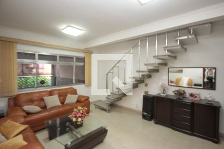 Sala de casa à venda com 3 quartos, 159m² em Vila Tolstoi, São Paulo