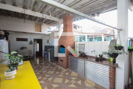 Casa à venda com 159m², 3 quartos e 2 vagasTerraço