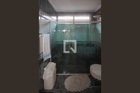 Casa à venda com 159m², 3 quartos e 2 vagasBanheiro Social