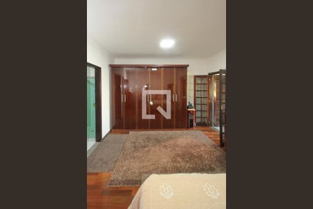 Casa à venda com 159m², 3 quartos e 2 vagasSuite