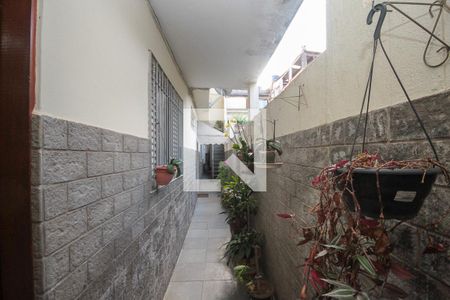 Casa à venda com 159m², 3 quartos e 2 vagascorredor