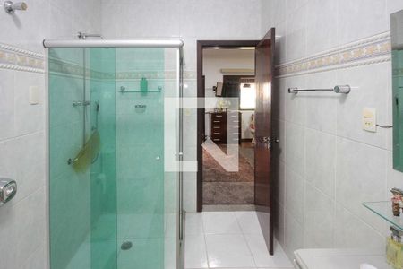 Casa à venda com 159m², 3 quartos e 2 vagasBanheiro da Suite