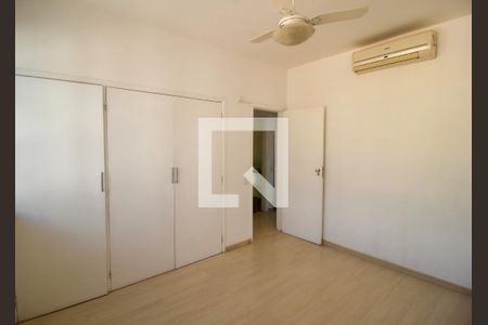 Apartamento à venda com 110m², 3 quartos e 1 vagaQuarto 2