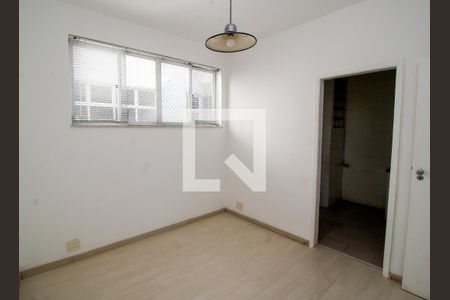 Apartamento à venda com 110m², 3 quartos e 1 vagaCopa