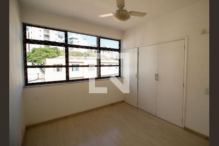 Apartamento à venda com 110m², 3 quartos e 1 vagaQuarto 2