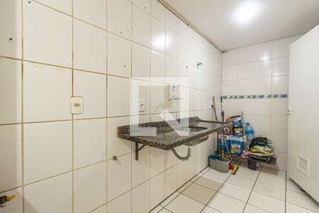 Apartamento para alugar com 52m², 2 quartos e 1 vagaDetalhe da Cozinha e Área de Serviço