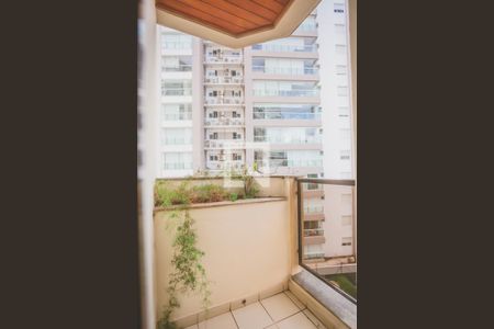 Apartamento à venda com 100m², 3 quartos e 2 vagasVaranda Quarto 3