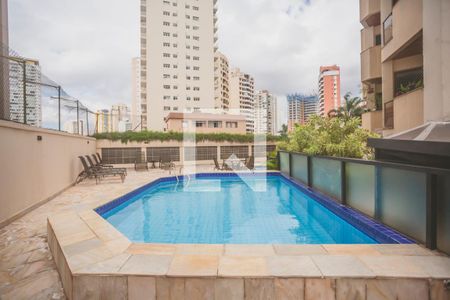 Apartamento à venda com 100m², 3 quartos e 2 vagasÁrea comum - Piscina