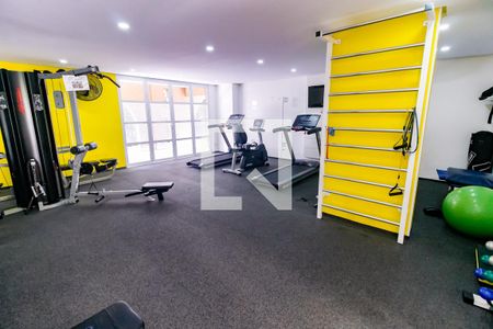 Apartamento à venda com 137m², 3 quartos e 4 vagas Apartamento à venda com 137m², 3 quartos e 4 vagasÁrea comum - Academia