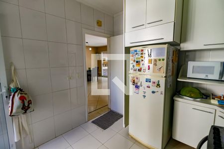 Apartamento à venda com 137m², 3 quartos e 4 vagas Apartamento à venda com 137m², 3 quartos e 4 vagasCozinha - Armários