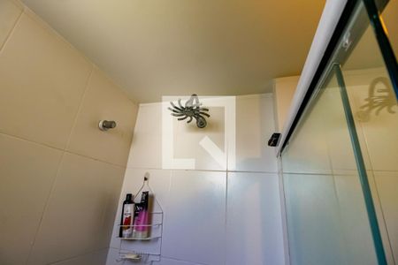 Apartamento à venda com 137m², 3 quartos e 4 vagas Apartamento à venda com 137m², 3 quartos e 4 vagasBanheiro da Suíte 1