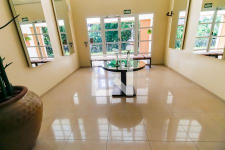 Apartamento à venda com 137m², 3 quartos e 4 vagas Apartamento à venda com 137m², 3 quartos e 4 vagasHall de entrada