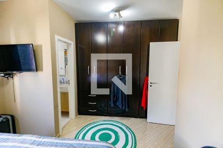 Apartamento à venda com 137m², 3 quartos e 4 vagas Apartamento à venda com 137m², 3 quartos e 4 vagasSuíte 1 - Armários