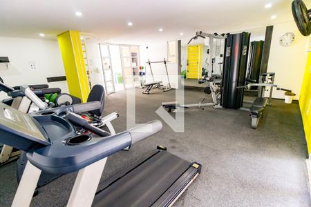 Apartamento à venda com 137m², 3 quartos e 4 vagas Apartamento à venda com 137m², 3 quartos e 4 vagasÁrea comum - Academia