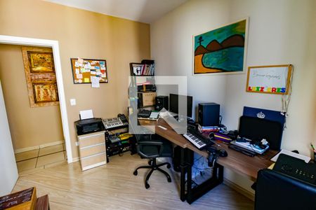 Apartamento à venda com 137m², 3 quartos e 4 vagas Apartamento à venda com 137m², 3 quartos e 4 vagasSuíte 2