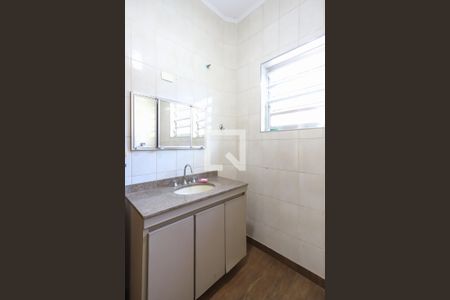 Casa à venda com 150m², 3 quartos e 1 vaga Casa à venda com 150m², 3 quartos e 1 vagaBanheiro