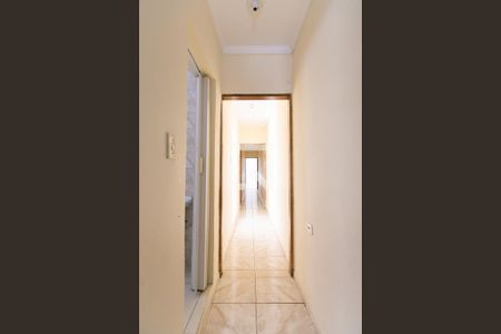 Casa à venda com 80m², 2 quartos e 1 vaga Casa à venda com 80m², 2 quartos e 1 vagaCorredor