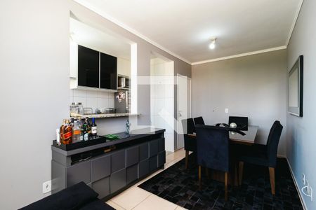 Sala de apartamento para alugar com 2 quartos, 50m² em Vila Campos Sales, Jundiaí