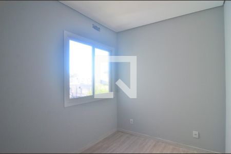 Quarto de casa de condomínio para alugar com 3 quartos, 90m² em Igara, Canoas