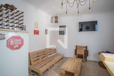 Casa à venda com 249m², 4 quartos e 4 vagas Casa à venda com 249m², 4 quartos e 4 vagasEspaço Gourmet